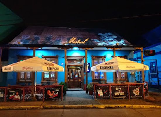 chile/valdivia/bar/shot-karaoke