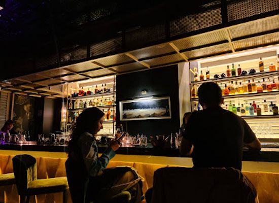 mexico/mexico-city/roma/bar/musak