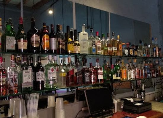 mexico/san-miguel-de-allende/centro/bar/la-adelita