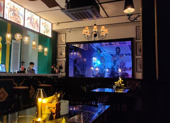 india/guwahati/uzan-bazaar/bar/the-jolly-angler