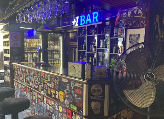 turkiye/ankara/ulus/bar/back-house-grunge-rock-bar