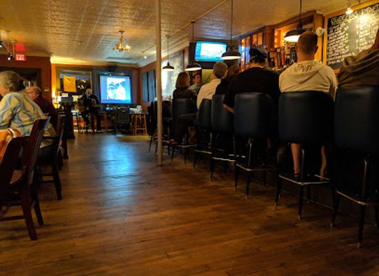 massachusetts/mohawk-trail/bar/the-rendezvous