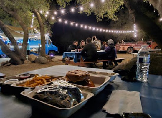 california/sequoia-national-park/bar/tony-s-taverna-on-wheels