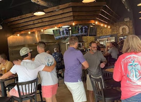 north-carolina/greenville/bar/quarters-bar-and-grill