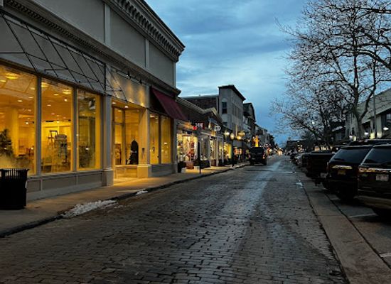 rhode-island/newport-cliff-walk/bar/brick-alley-pub-restaurant