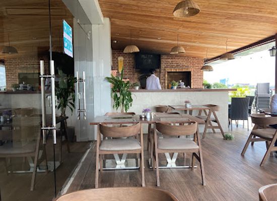 gabon/gaboon-estuary/bar/lamaia-lounge-bar-restaurant