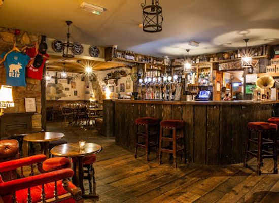 ireland/wicklow-mountains/bar/mickey-finn-s-pub