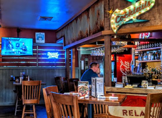 idaho/mountain-home/bar/smoky-mountain-pizzeria-grill