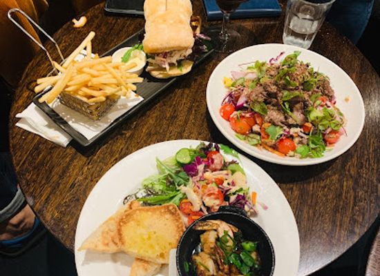 australia/southern-highlands/bar/imperial-bistro