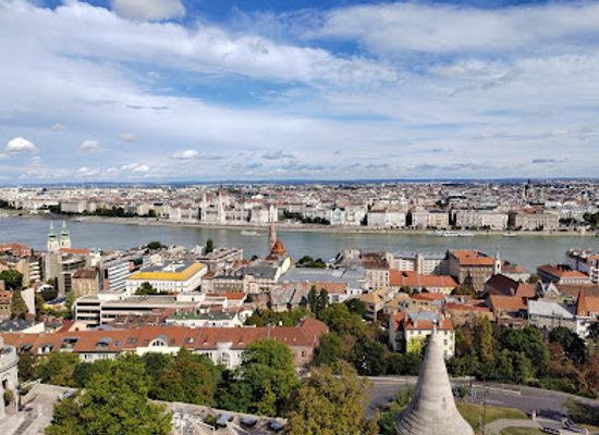 hungary/northern-great-plain/bar/white-raven-skybar-lounge