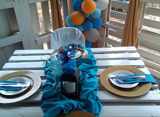 eswatini/usuthu-river-basin/bar/sinos-bouquet-garni-restaurant