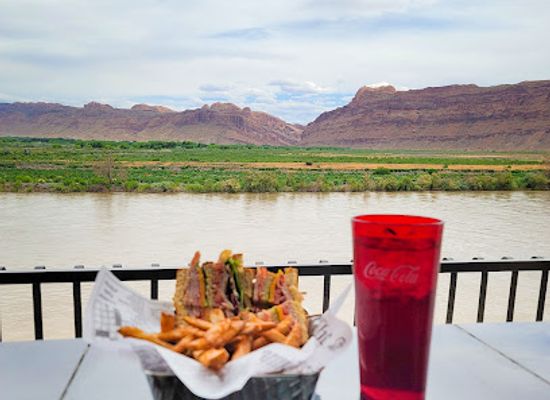 utah/moab/bar/sandbar-lounge-moab