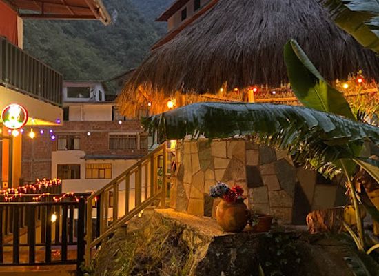peru/inca-trail/bar/inka-happiness-cultural-bar