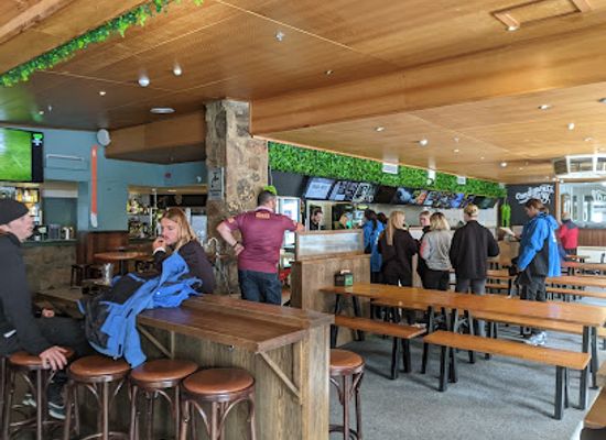 australia/mount-kosciuszko/bar/the-local-pub