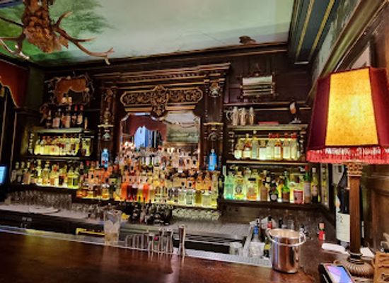 united-kingdom/south-east-england/bar/upstairs-at-rules
