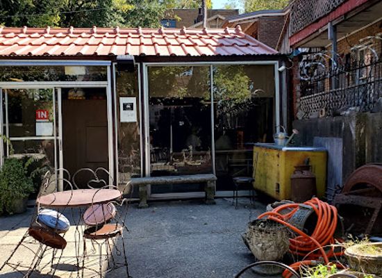 alabama/blount-mountain/bar/the-garage