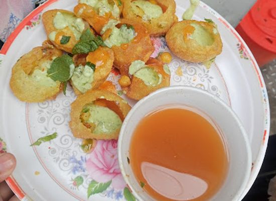 pakistan/peshawar/saddar/bar/jalandar-golgappy