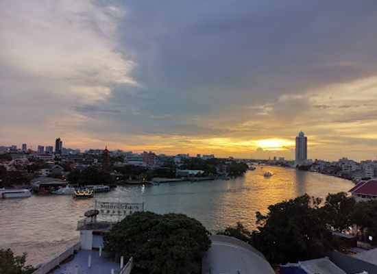 thailand/chao-phraya-river-basin/bar/river-vibe-bar-restaurant