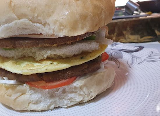 afghanistan/sistan/bar/dunya-sandwich