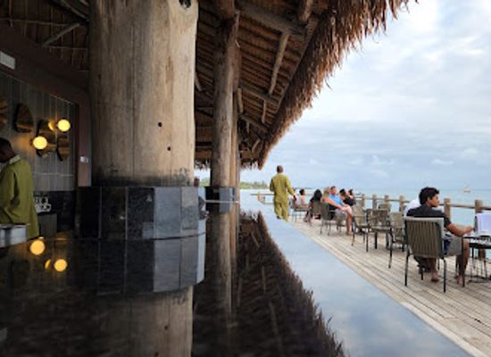 tanzania/zanzibar-archipelago/bar/bahari-bar