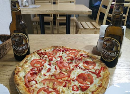 moldova/ungheni-county/bar/lucia-pizza