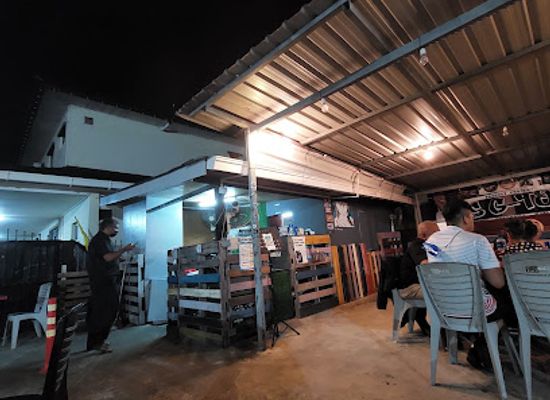 brunei/bandar-seri-begawan/gadong/bar/the-g-town-the-saucy-sside-2nd-branch