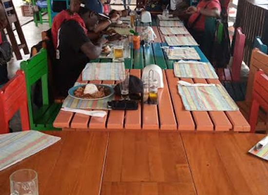 angola/lobito-bay/bar/bar-do-va