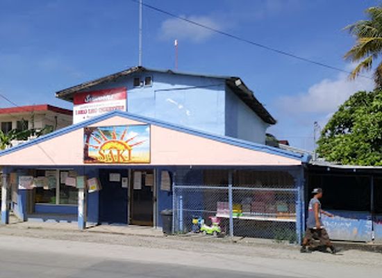 micronesia/chuuk/bar/saki-stores-3