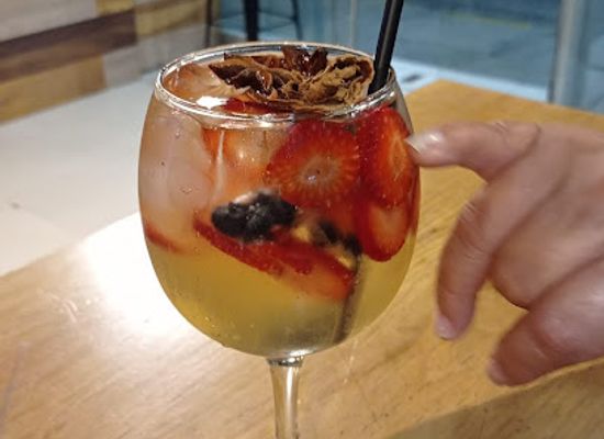 peru/huanuco/bar/domo-restobar