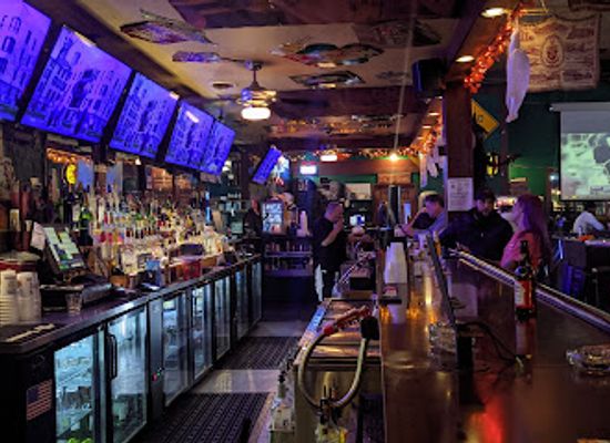 indiana/michigan-city/bar/decoys-neighborhood-bar-grill