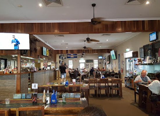 australia/northern-territory/bar/berry-springs-tavern