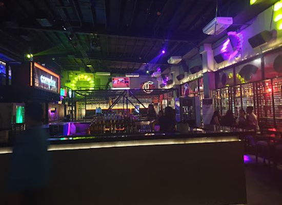 philippines/central-visayas/bar/sentral-bar-and-lounge