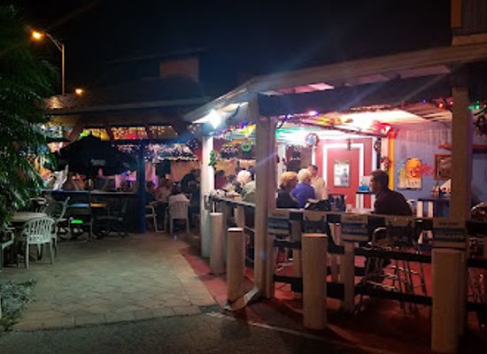 florida/st-petersburg-beach/bar/the-blue-parrott