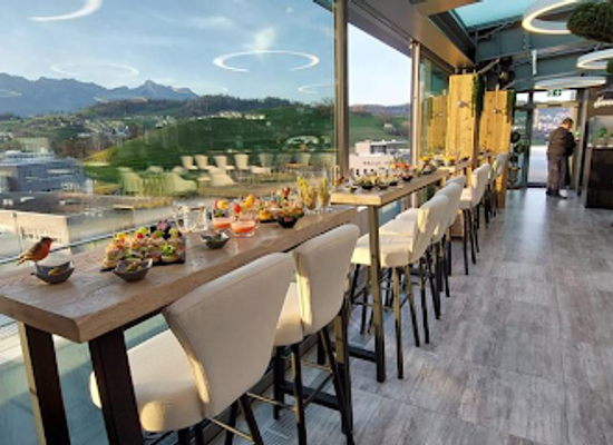 liechtenstein/schaaner-panoramaweg/bar/seven-heavens-skylounge