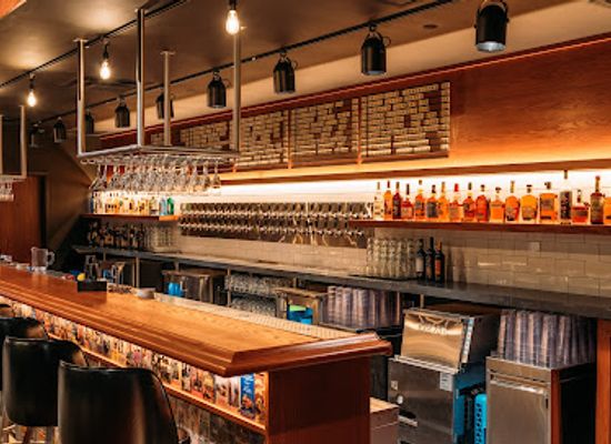 missouri/st-louis/grand-center/bar/the-meaning-of-bar