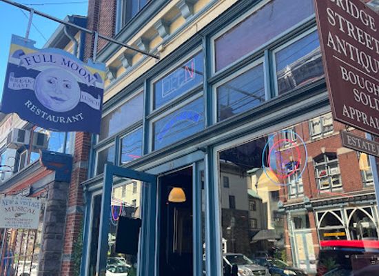 new-jersey/lambertville/bar/full-moon