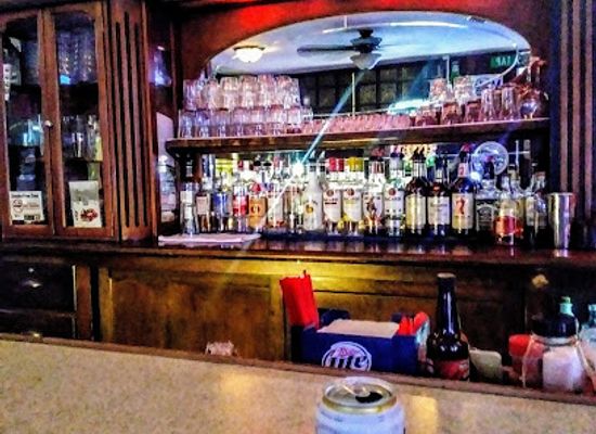 illinois/joliet/bar/bobby-s-tap