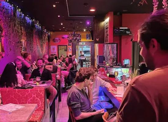 malta/gzira/bar/the-red-parrot-pub-the-black-spot-jam-room