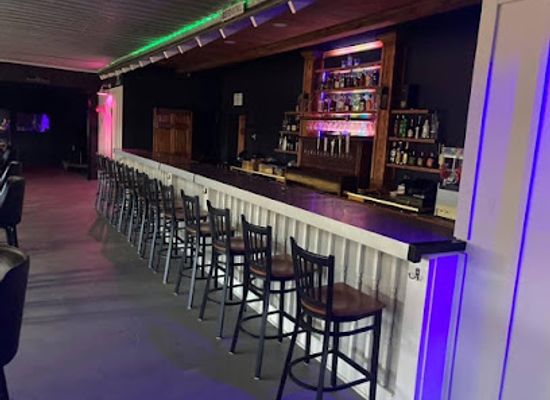 mississippi/natchez/bar/hucky-s-pool-and-daiquiris