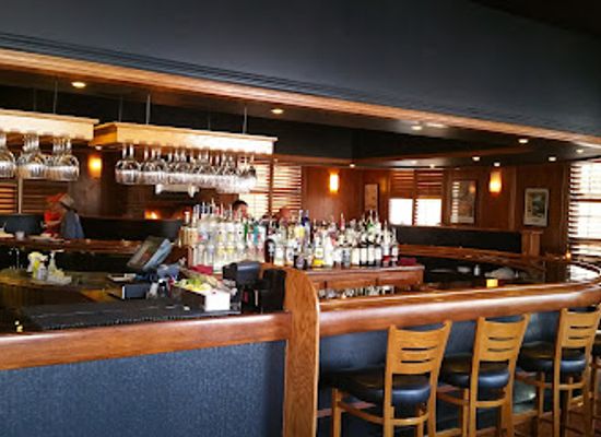michigan/st-joseph/bar/ryebelles-restaurant-bar