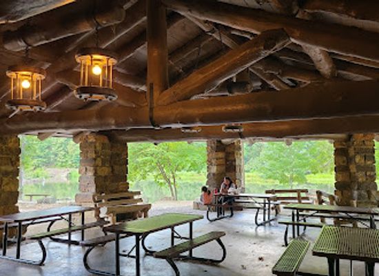 arkansas/devil-s-den-state-park/bar/ridgerunner-cafe