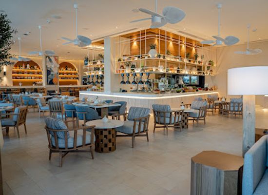 united-arab-emirates/fujairah-beaches/bar/amwa-at-palace-beach-resort-fujairah
