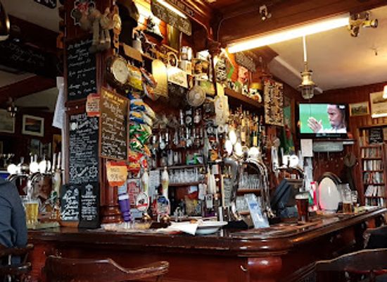 united-kingdom/dyfed/bar/first-last