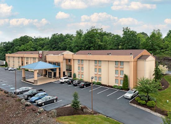 pennsylvania/pocono-mountains/bar/best-western-plus-poconos-hotel