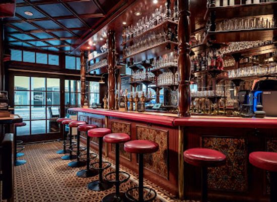 austria/eisriesenwelt/bar/twins-bar-lounge