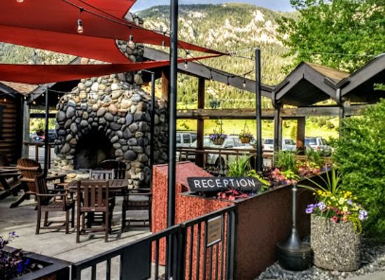 montana/big-sky-resort/bar/buck-s-t-4-restaurant