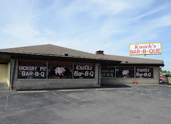 kentucky/land-between-the-lakes-national-recreation-area/bar/knoth-s-bar-b-que-lake-city