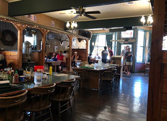 washington/the-blue-mountains/bar/three-fingered-jack-s-saloon