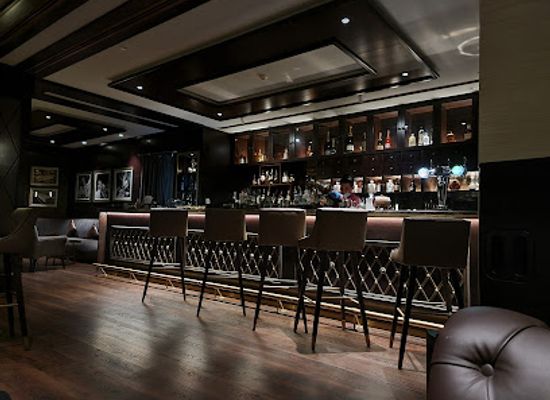 oman/wahiba-sands/bar/al-maha-lounge