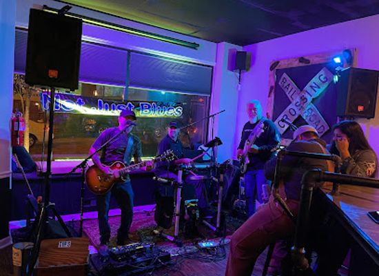 south-carolina/upstate/bar/trackside-taproom